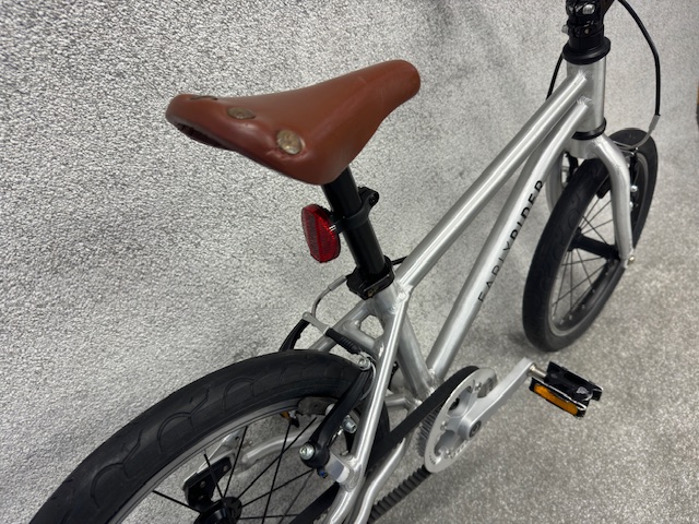 EARLY RIDER Belter