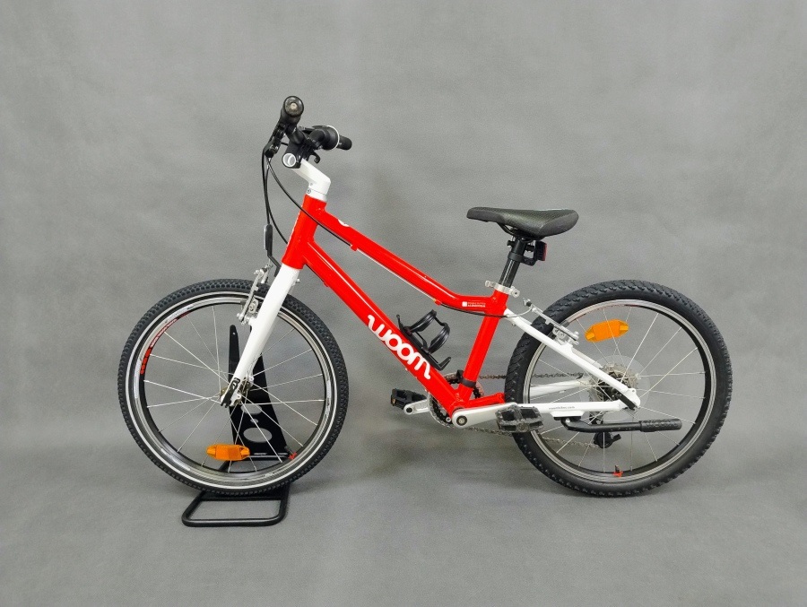 WOOM 4 Red